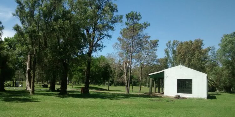 Campamentos en el Solar de la Paz en San Vicente